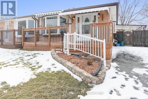 2035 Carleton Court, Burlington, ON - Outdoor