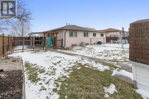2035 Carleton Court, Burlington, ON - Outdoor