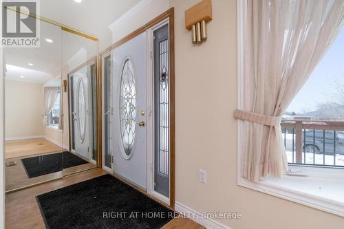 2035 Carleton Court, Burlington, ON - Indoor Photo Showing Other Room
