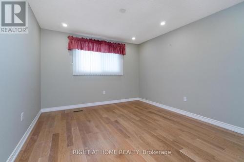 2035 Carleton Court, Burlington, ON - Indoor Photo Showing Other Room