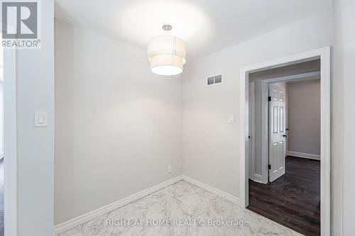 18 Ridgewood Avenue, Kitchener, ON - Indoor Photo Showing Other Room