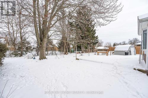 18 Ridgewood Avenue, Kitchener, ON - Outdoor