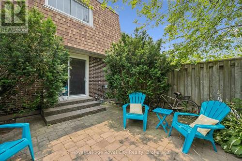 30 - 383 Edinburgh Road S, Guelph (Dovercliffe Park/Old University), ON - Outdoor