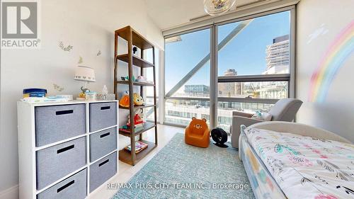 1305 - 39 Queens Quay E, Toronto, ON - Indoor Photo Showing Bedroom