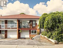227 APACHE TRAIL Toronto, ON M2H 2W3