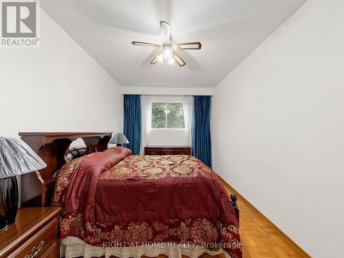 227 Apache Trail, Toronto, ON - Indoor Photo Showing Bedroom