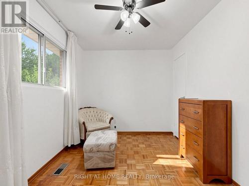 227 Apache Trail, Toronto, ON - Indoor