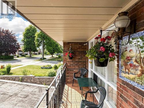 227 Apache Trail, Toronto, ON - Outdoor