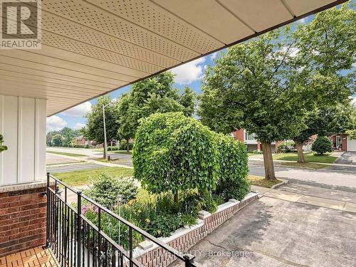 227 Apache Trail, Toronto, ON - Outdoor