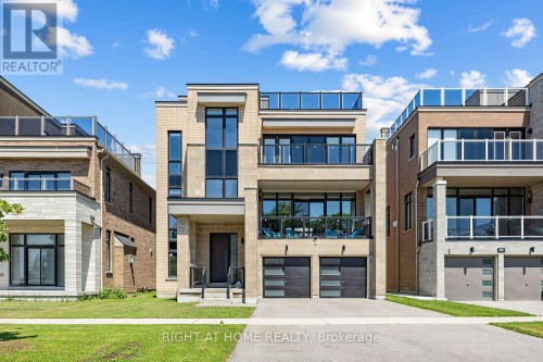 215 PORT DARLINGTON ROAD  Clarington, ON L1C 4A7