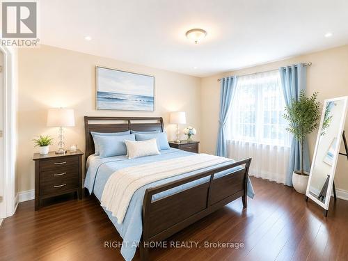 3rd bedroom 2nd floor - 1049 Greaves Avenue, Mississauga, ON - Indoor Photo Showing Bedroom