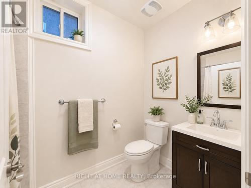bathroom in basement - 1049 Greaves Avenue, Mississauga, ON - Indoor Photo Showing Bathroom