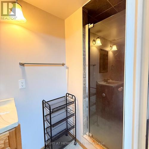 82 Blackwood Crescent, Hamilton, ON - Indoor Photo Showing Other Room