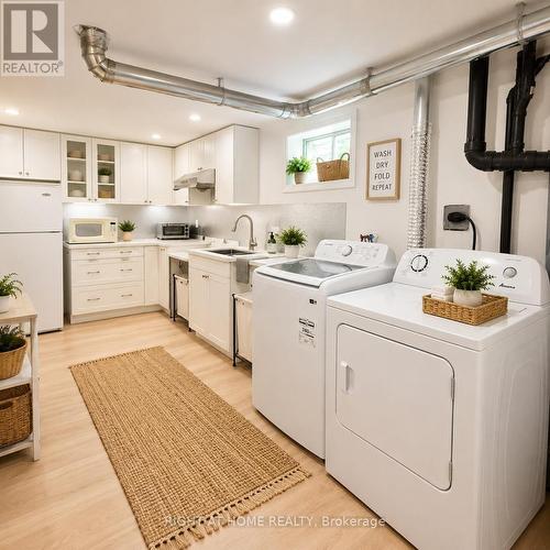 82 Blackwood Crescent, Hamilton, ON - Indoor Photo Showing Laundry Room