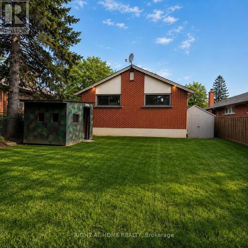 82 Blackwood Crescent, Hamilton, ON - Outdoor With Exterior