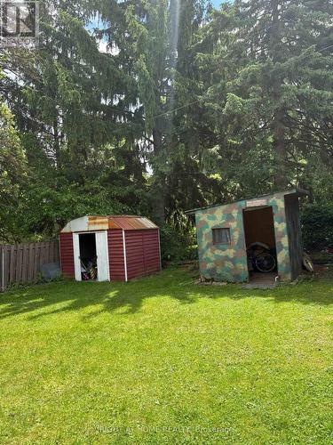 82 Blackwood Crescent, Hamilton, ON - Outdoor