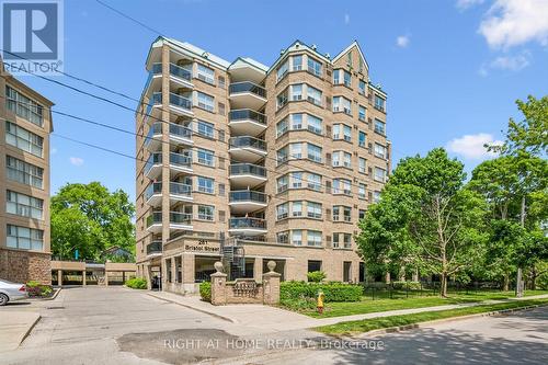 804 - 281 BRISTOL STREET  Guelph, ON N1H 8J3