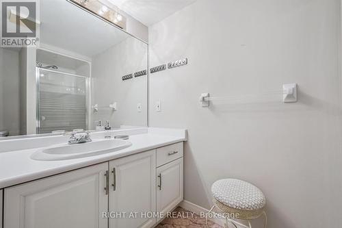 804 - 281 Bristol Street, Guelph, ON - Indoor Photo Showing Bathroom
