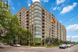 408 - 8 PEMBERTON AVENUE Toronto, ON M2M 4K8