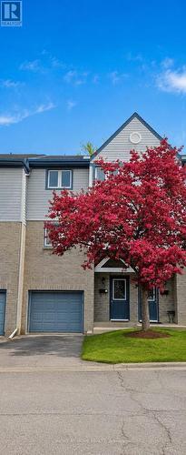32 - 589 BEECHWOOD DRIVE N  Waterloo, ON N2T 2K9