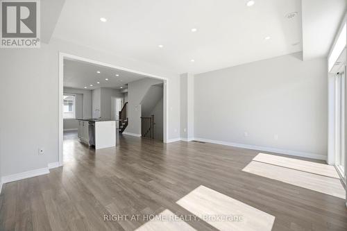 8 Rapids Lane, Hamilton, ON - Indoor