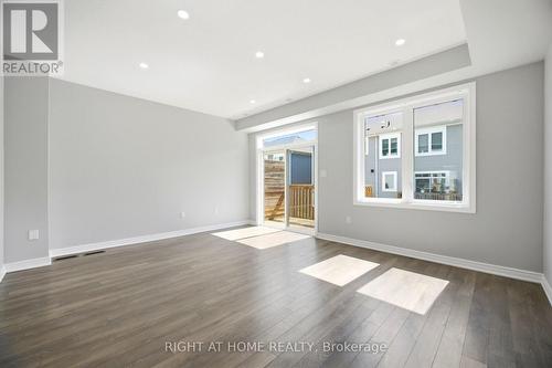 8 Rapids Lane, Hamilton, ON - Indoor