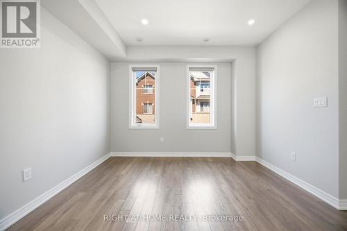 8 Rapids Lane, Hamilton, ON - Indoor Photo Showing Other Room