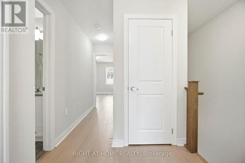 8 Rapids Lane, Hamilton, ON - Indoor Photo Showing Other Room