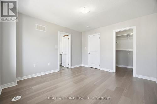 8 Rapids Lane, Hamilton, ON - Indoor Photo Showing Other Room