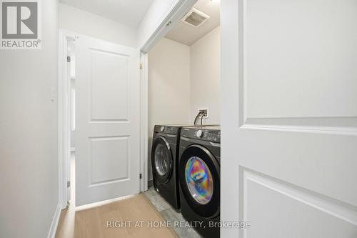 8 Rapids Lane, Hamilton, ON - Indoor Photo Showing Laundry Room