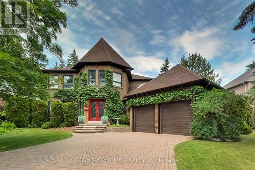 41 BLOOMFIELD TRAIL  Richmond Hill, ON L4E 2K5