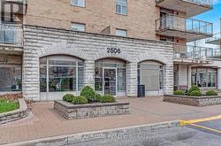 501 - 2506 RUTHERFORD ROAD Vaughan, ON L4K 5N4