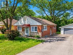 735 SRIGLEY STREET Newmarket, ON L3Y 1X6