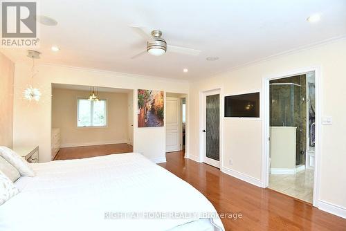 4299 Lakeshore Road, Burlington, ON - Indoor Photo Showing Bedroom