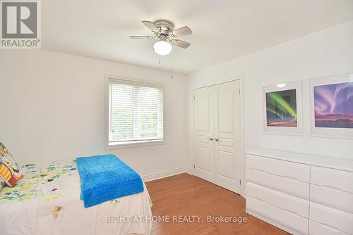 4299 Lakeshore Road, Burlington, ON - Indoor Photo Showing Bedroom