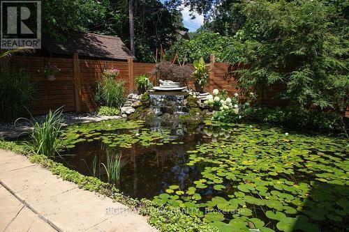 4299 Lakeshore Road, Burlington, ON - Outdoor