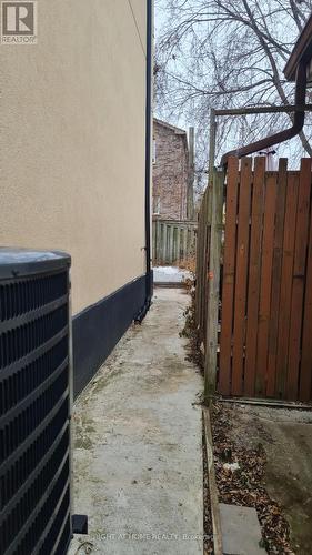 ROOM A - 10 EMMOTT AVENUE , Toronto, Ontario M1L 2X3 2