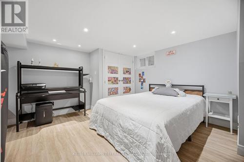 124 Kipling Road, Hamilton, ON - Indoor Photo Showing Bedroom