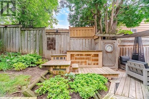 124 Kipling Road, Hamilton, ON - Outdoor