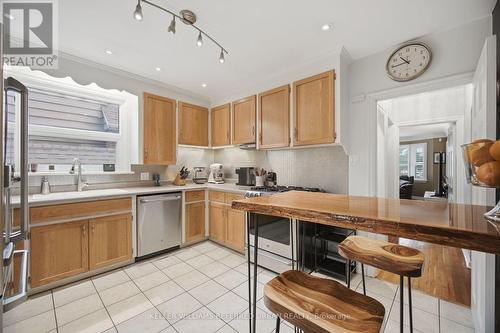 124 Kipling Road, Hamilton, ON - Indoor Photo Showing Kitchen
