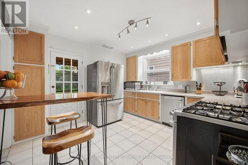 124 Kipling Road, Hamilton, ON - Indoor Photo Showing Kitchen