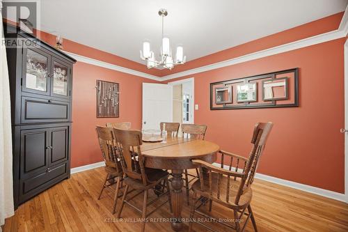 124 Kipling Road, Hamilton, ON - Indoor Photo Showing Dining Room