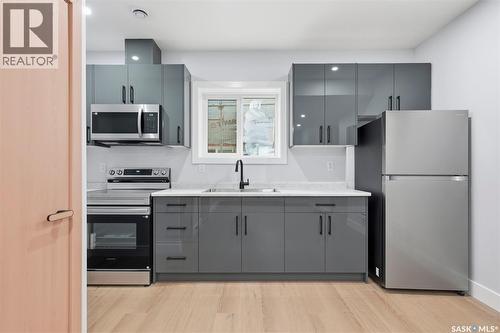 150 Sharma Lane, Saskatoon, SK - Indoor Photo Showing Kitchen