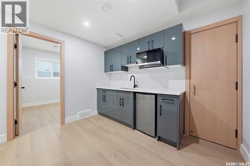 150 Sharma Lane, Saskatoon, SK - Indoor Photo Showing Kitchen