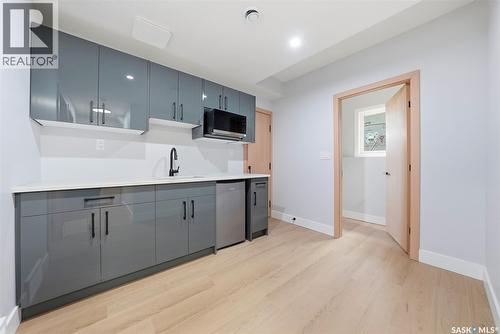 150 Sharma Lane, Saskatoon, SK - Indoor Photo Showing Kitchen
