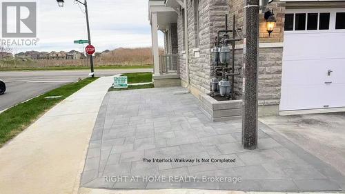Walkway Ideas.  To Check With City Regulations. - 1 Bruce Boyd Drive, Markham, ON - Outdoor