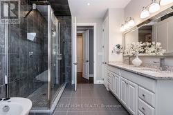 Ensuite - 