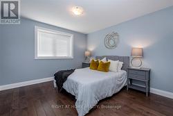 Fourth bedroom - 
