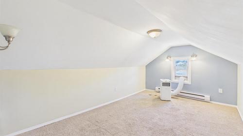 217 6Th Avenue, Cranbrook, BC - Indoor Photo Showing Other Room