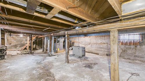 217 6Th Avenue, Cranbrook, BC - Indoor Photo Showing Basement